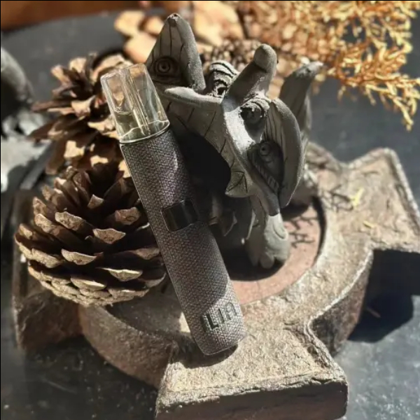 ILIA哩亞布紋主機｜獨特編織紋理｜兼容一代煙彈｜舒適手感｜超高顏值